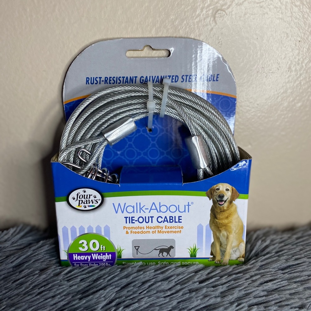 Four Paws Heavy Weight Tie Out Cable